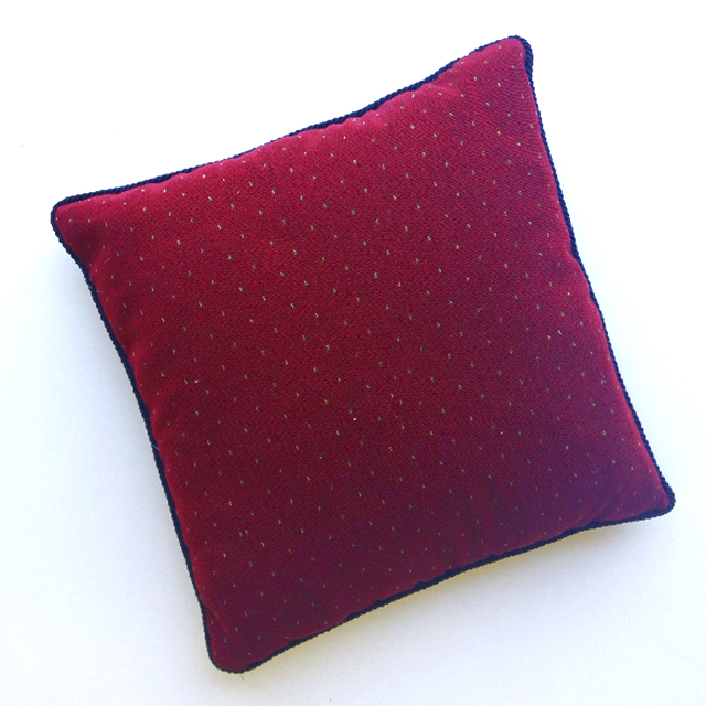 CUSHION, Red (Dark Red w Spot)